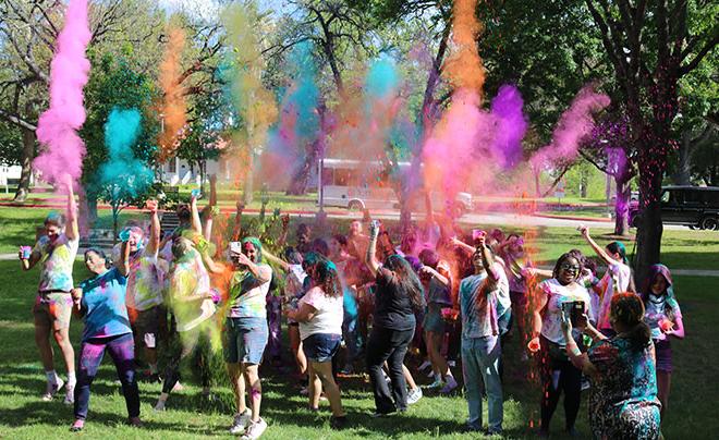 Holi color throw